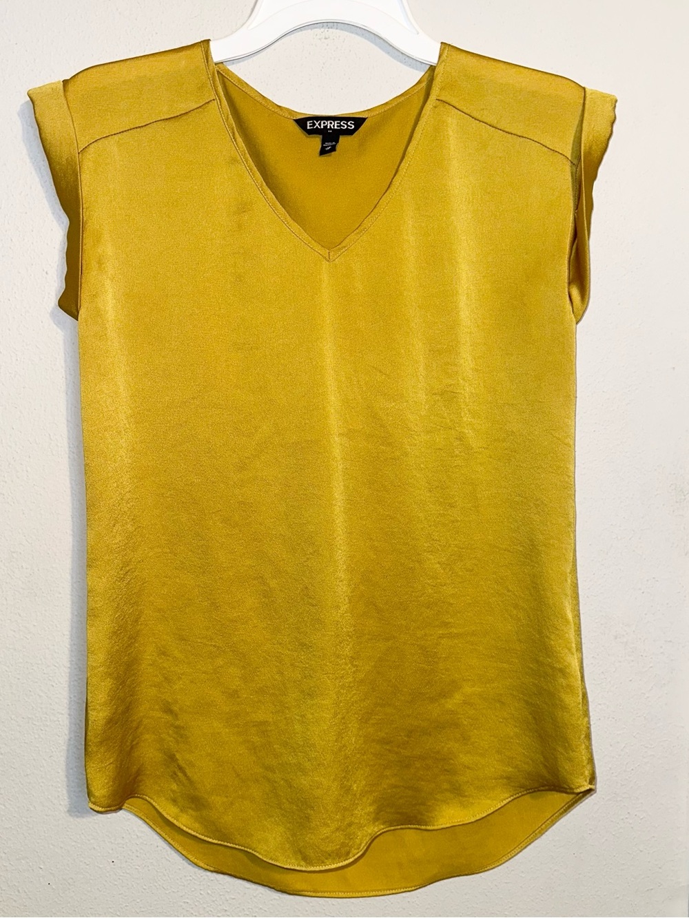 Express Cap Sleeve Top in Mustard Yellow